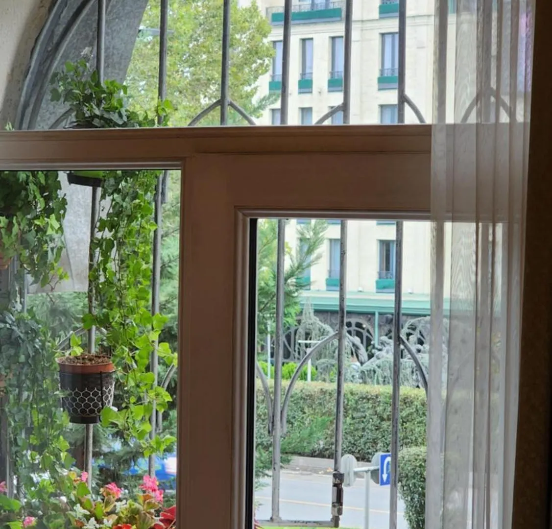 טביליסי Riverside Baratashvili Apartment