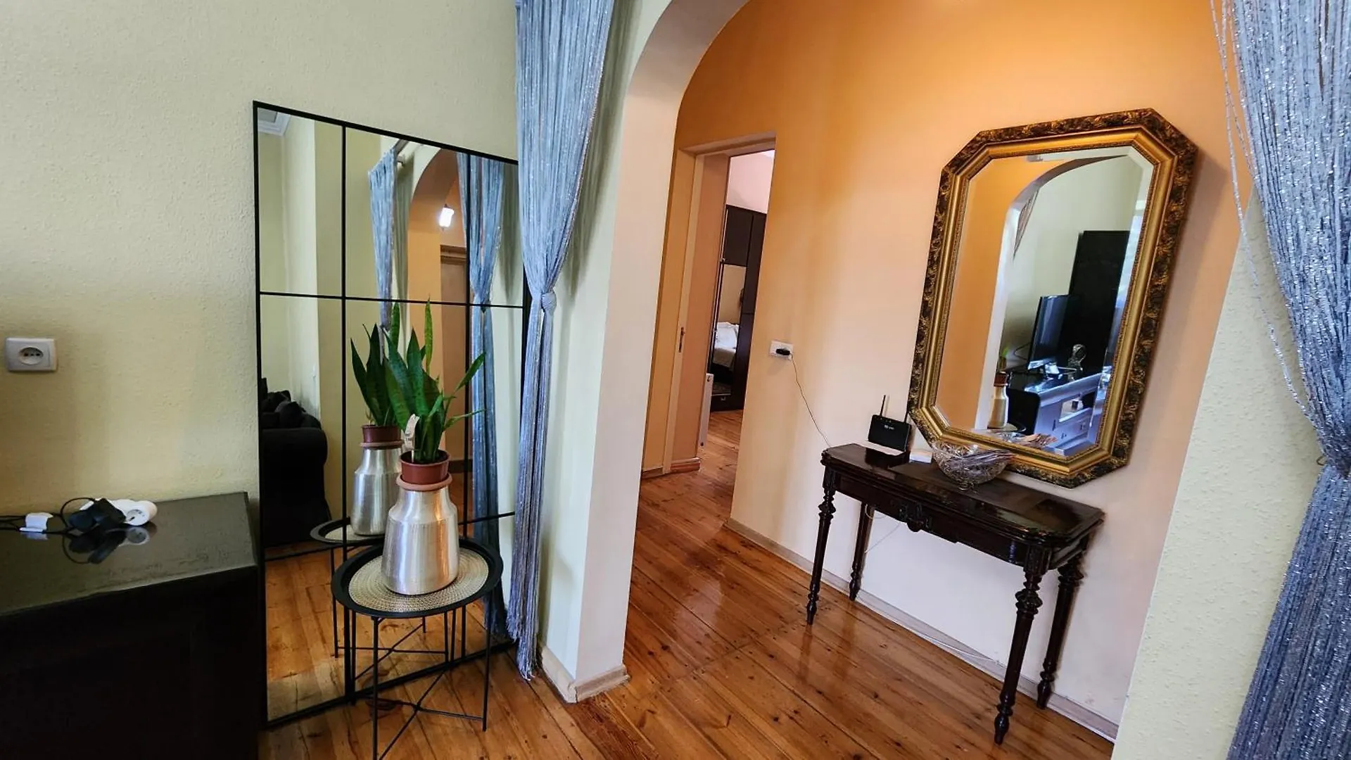טביליסי Riverside Baratashvili Apartment גאורגיה